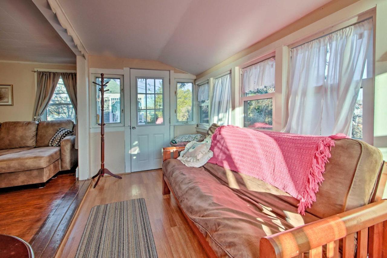 Cozy Buzzards Bay Home Steps To Cape Cod Canal! Борн Екстериор снимка