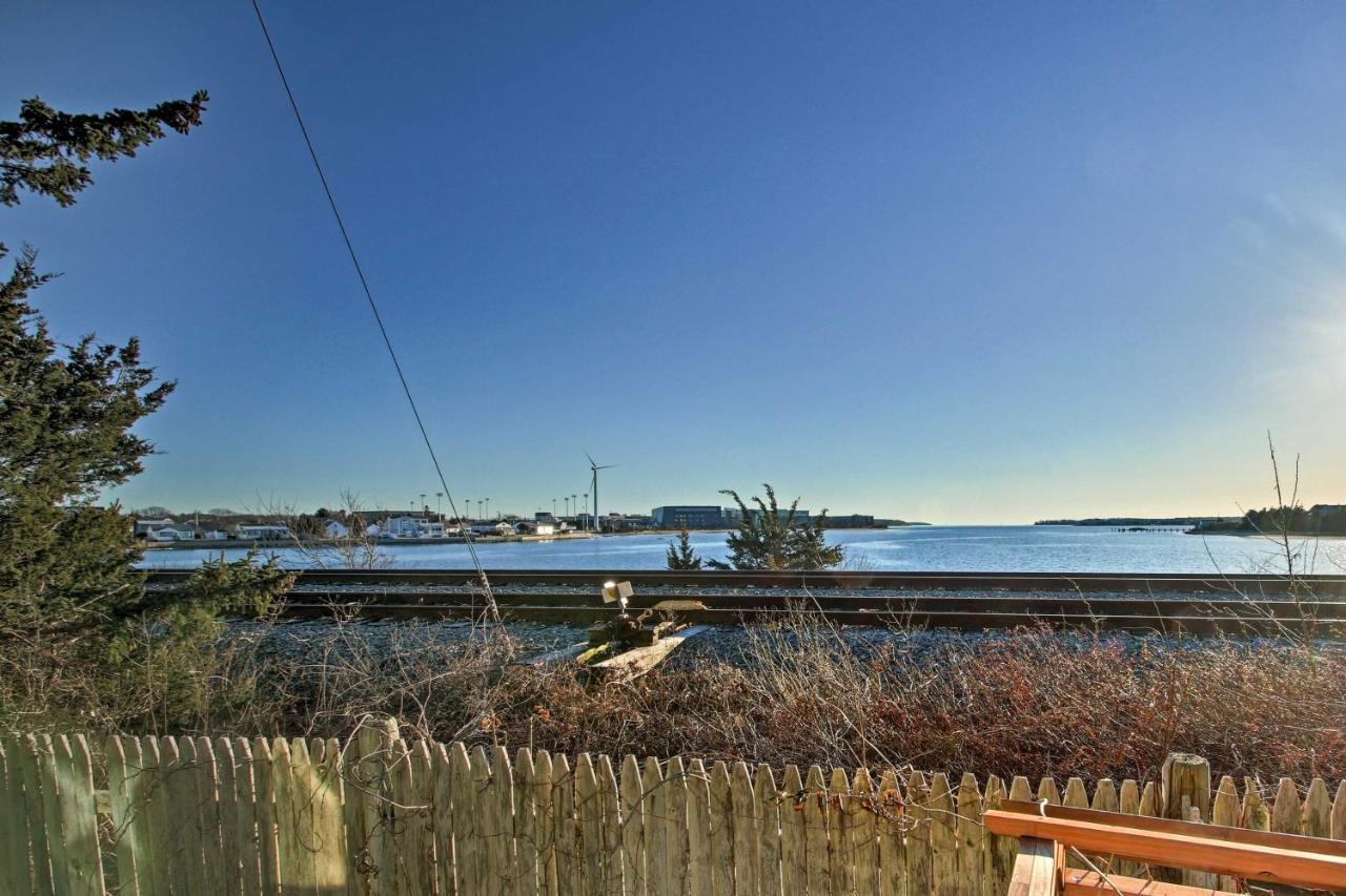 Cozy Buzzards Bay Home Steps To Cape Cod Canal! Борн Екстериор снимка