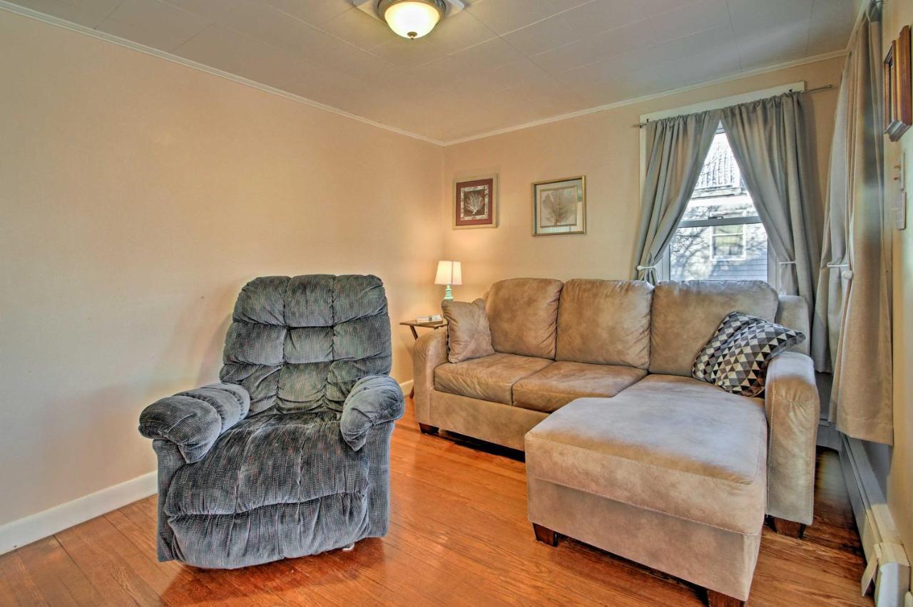 Cozy Buzzards Bay Home Steps To Cape Cod Canal! Борн Екстериор снимка